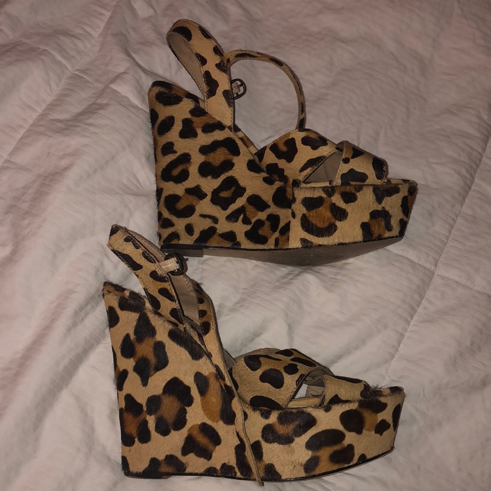 Shoes - Picture 3 of 5